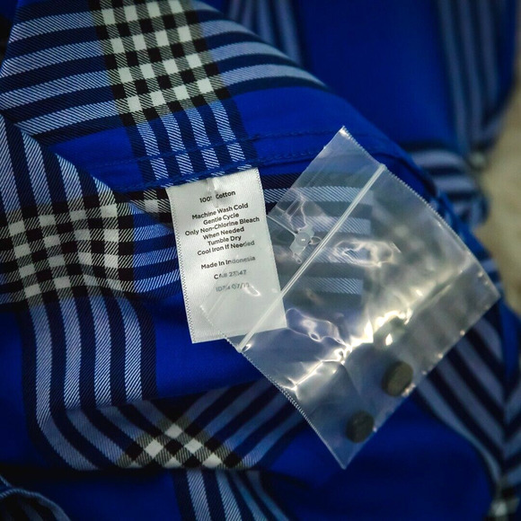 Talbots Size Medium Blue Classic Cotton Checker Plaid Print Button Down Top NEW - Picture 5 of 6